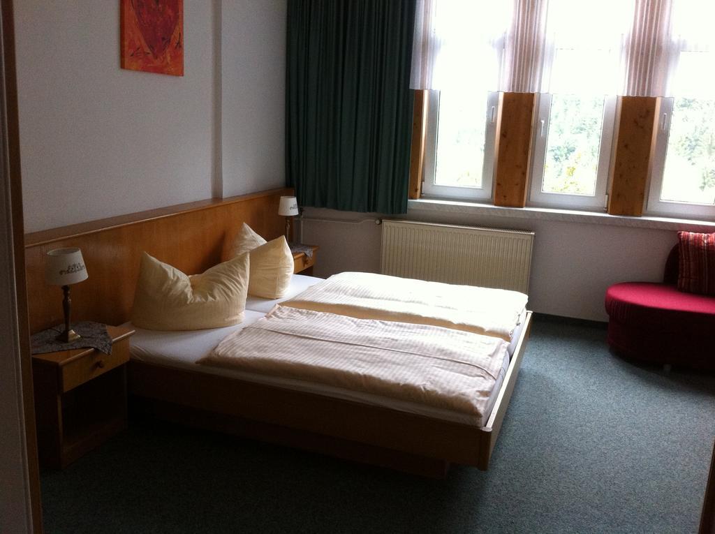 Pension Tannenrausch Friedrichroda Rom bilde